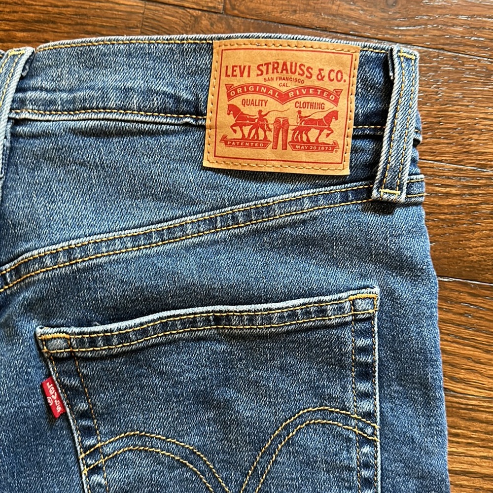 Levi's Women's Ribcage Straight Ankle Jeans Size 29 x 27 - Picture 5 of 8